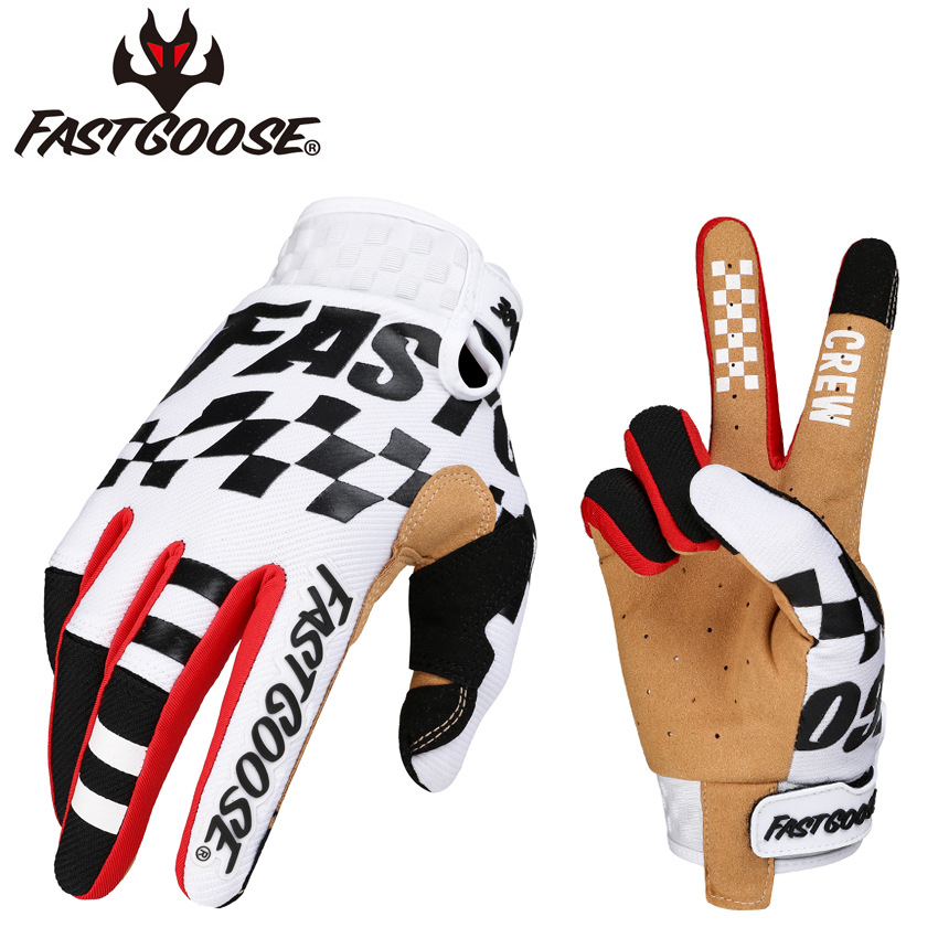 قفازات رياضية للدراجات من FAST - مراجعة Cycling Glove Padded وسعره